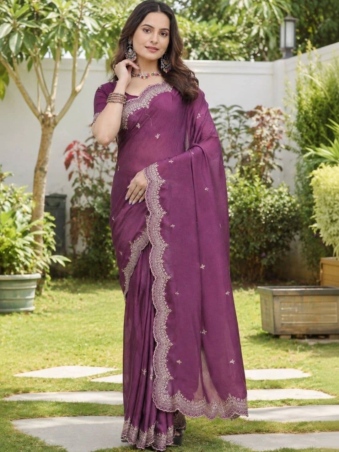 Vastra Drape Ethnic Motifs Embroidered Poly Georgette Saree - view 1