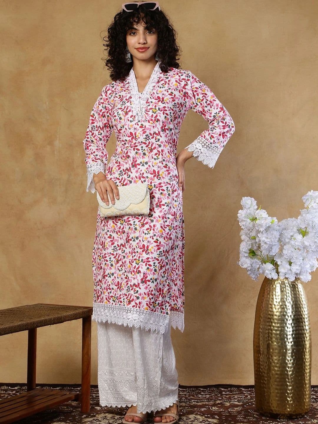 KALINI Women Floral Printed Floral Kurta thumbnail 6