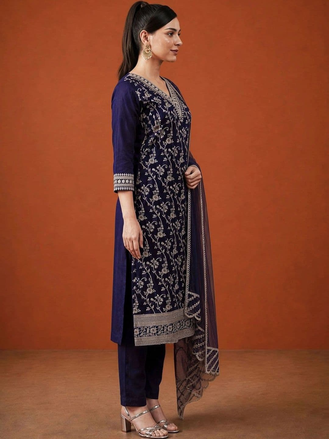 SAINOOR Women Ethnic Motifs Embroidered Regular Thread Work Kurta with Trousers & With Dupatta thumbnail 6