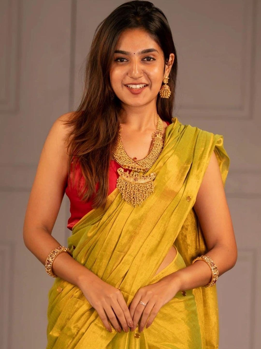 all about you Women Sequinned Tissue Chanderi Saree thumbnail 6