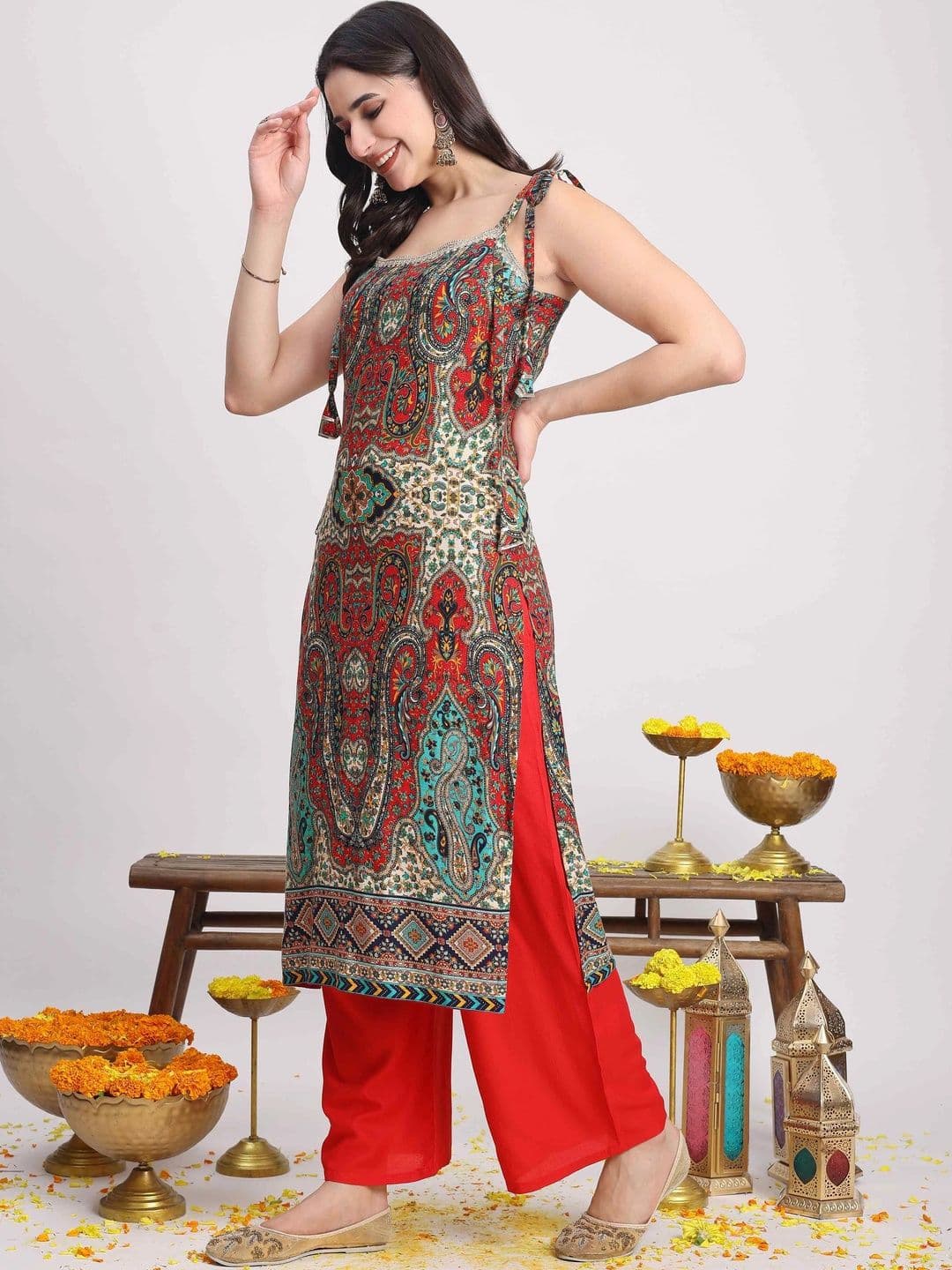 TextileNow Women Ethnic Motifs Printed Regular Kurta with Palazzos thumbnail 6
