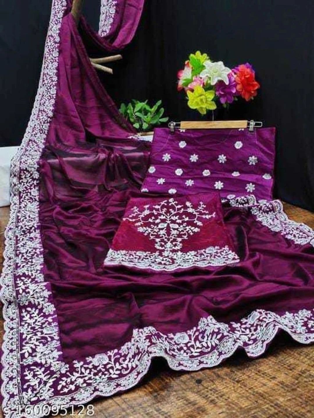 RENBRIZA Floral Embroidered Poly Georgette Saree thumbnail 4