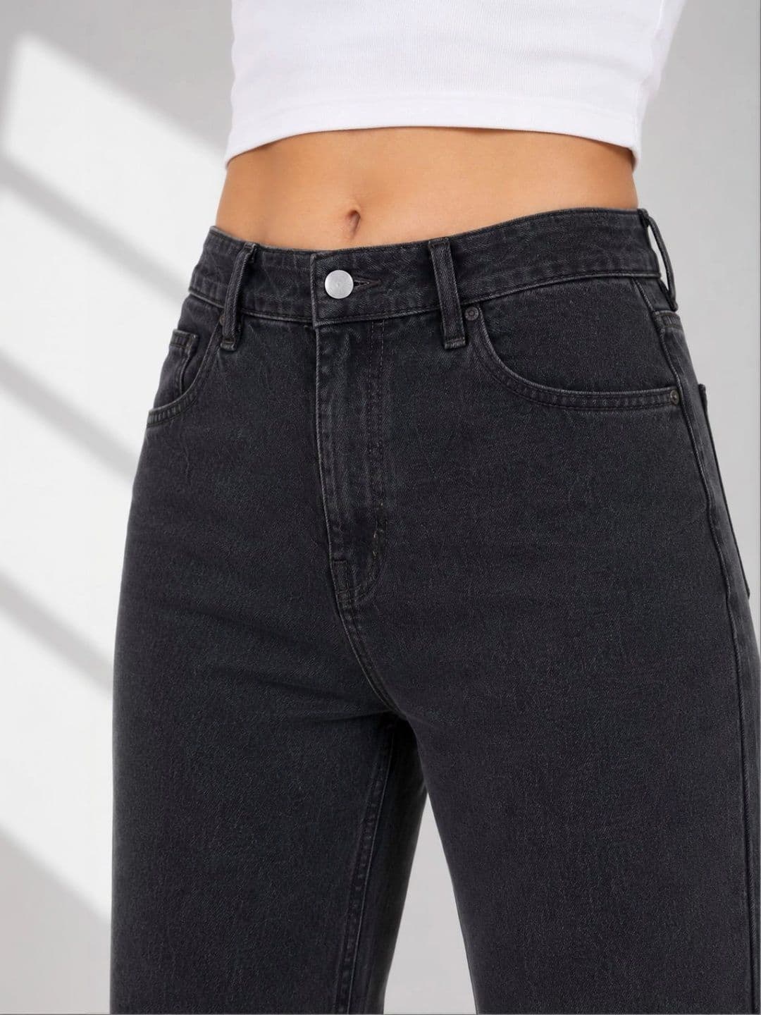SZN Women Classic Regular Fit Mid-Rise Stretchable Jeans thumbnail 3