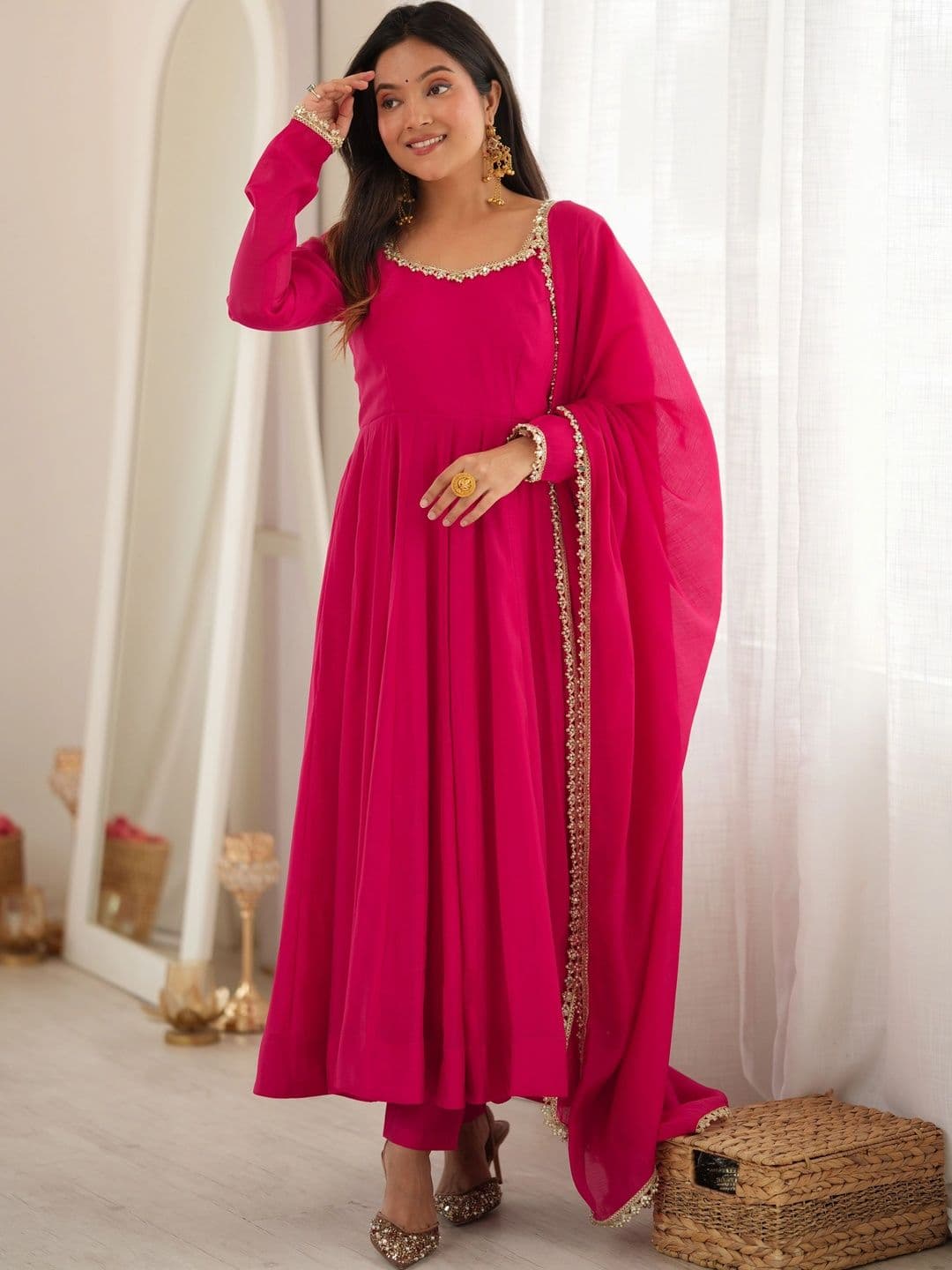 LV'S TRENDZ Women Regular Chanderi Silk Kurta with Trousers & With Dupatta - view 1