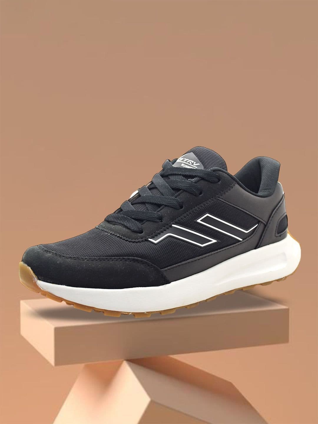 TRV Men Mesh Running Non-Marking Shoes thumbnail 2