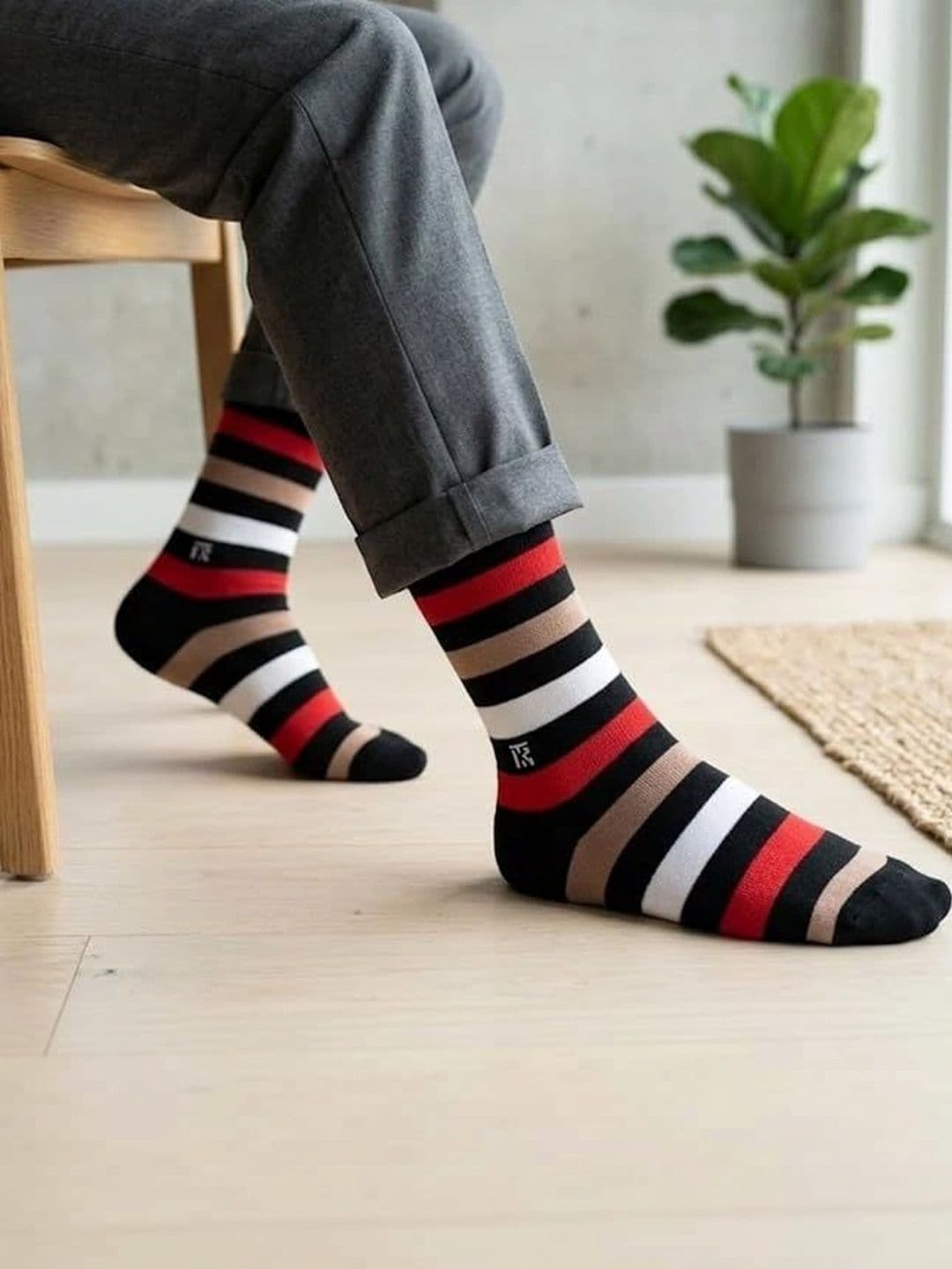 Kikitoes Men Pack of 3 Bamboo Assorted Patterned Above Ankle Socks Soft Breathable thumbnail 5