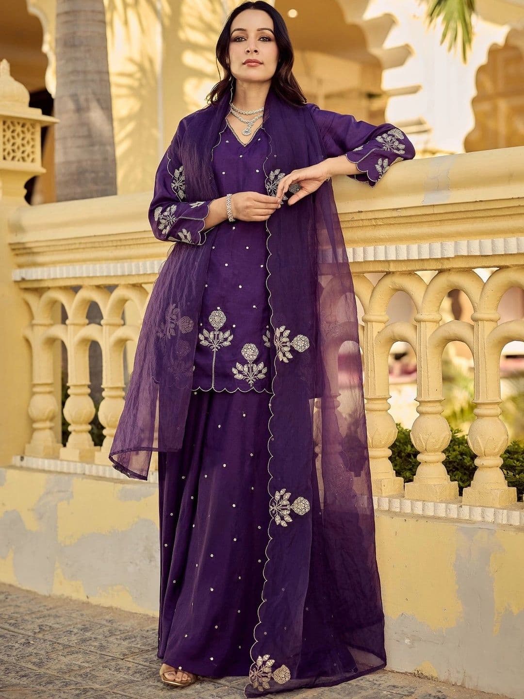Aeristo Women Ethnic Motifs Embroidered Regular Thread Work Chanderi Silk Kurta with Sharara & With Dupatta thumbnail 2