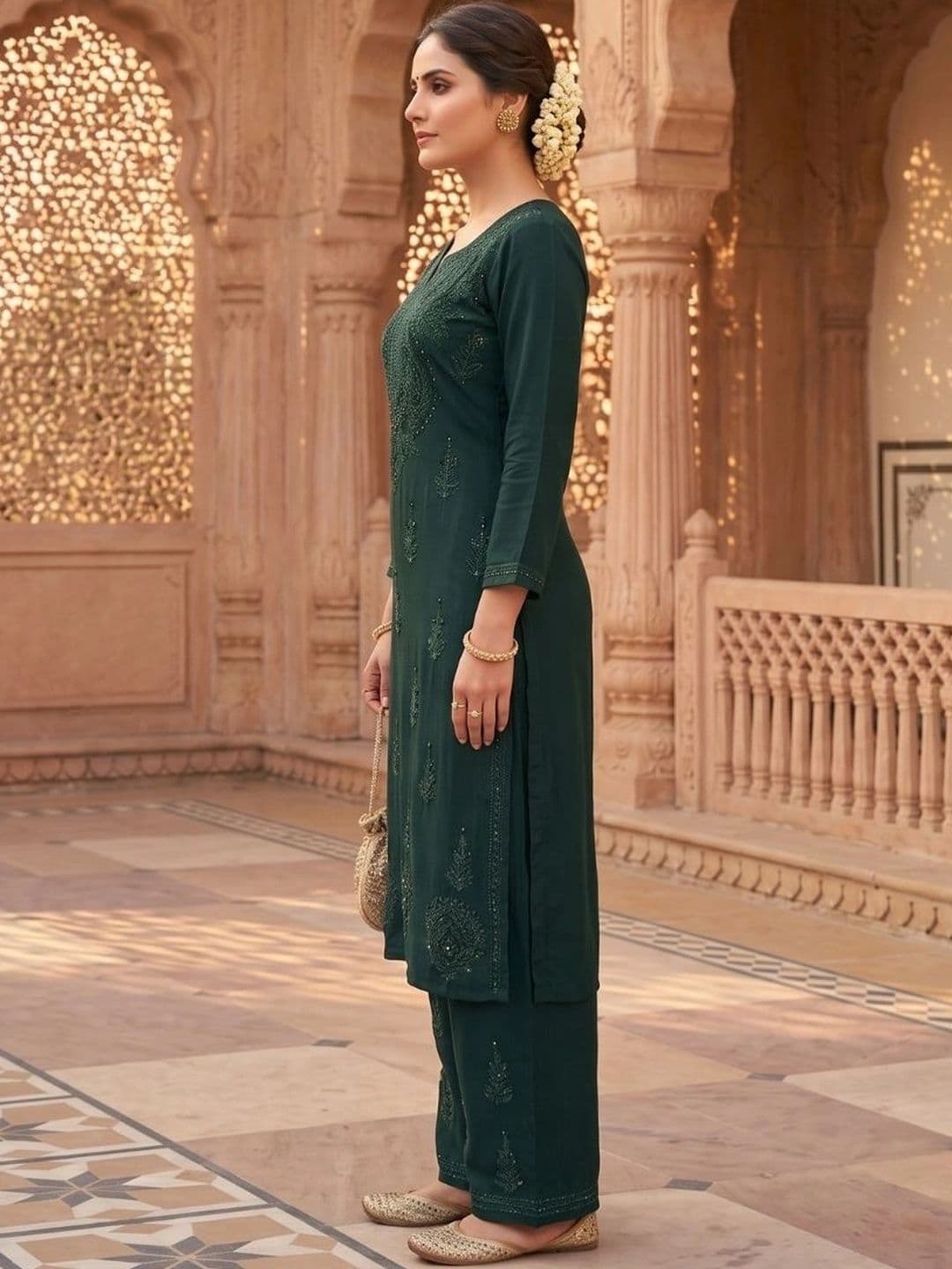 Meiraas Studios Women Ethnic Motifs Embroidered Regular Thread Work Kurta with Palazzos thumbnail 4