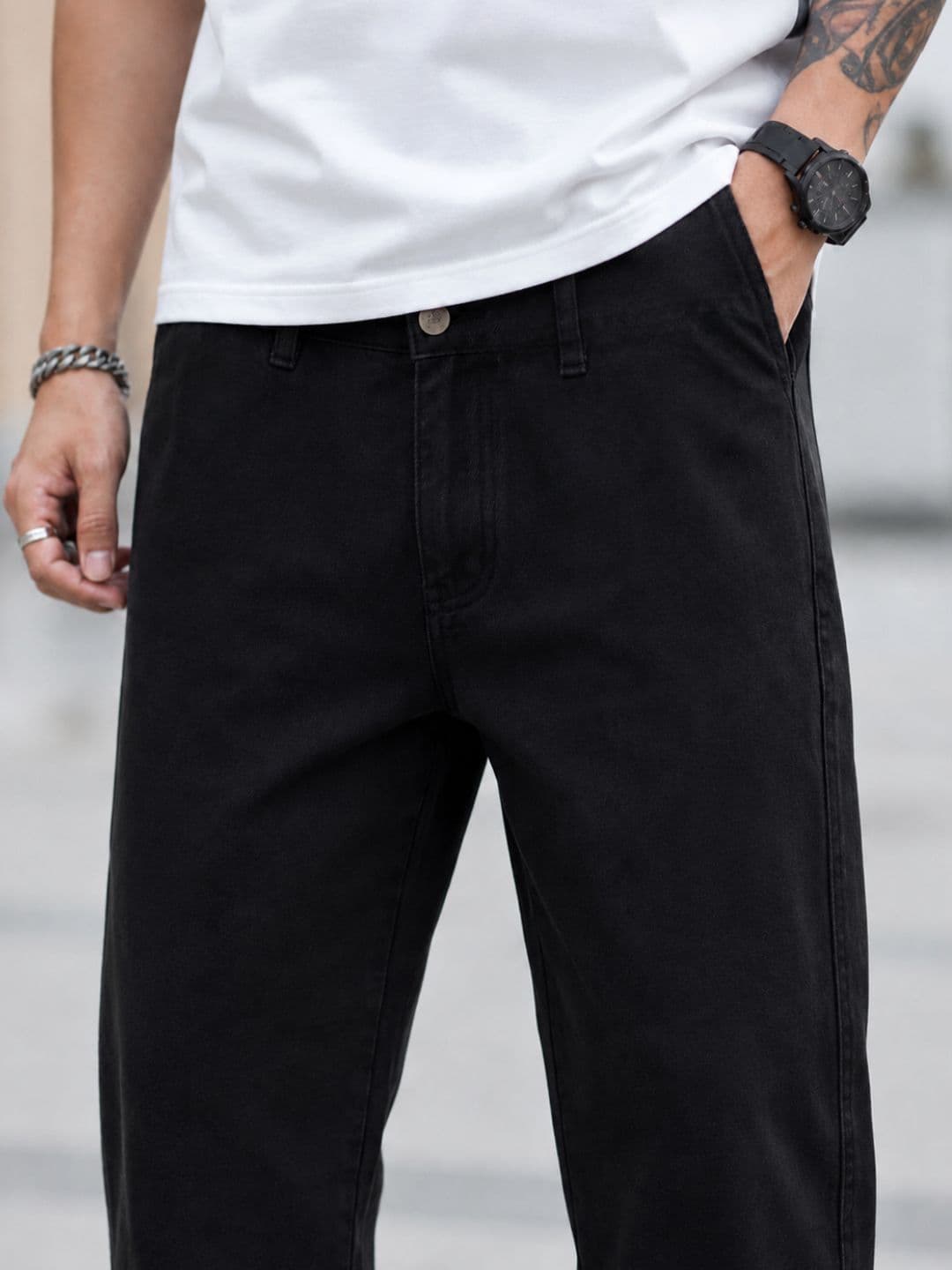Hyraa Club Men Straight Fit Mid-Rise Jeans thumbnail 7