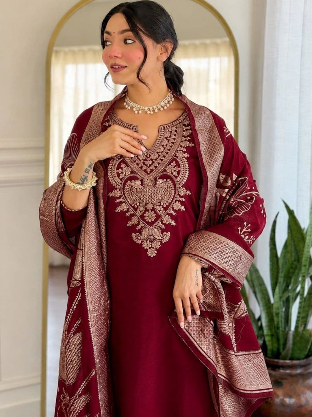 FIC FUSION CULTURE Women Ethnic Motifs Embroidered Regular Kurta with Trousers & With Dupatta thumbnail 3