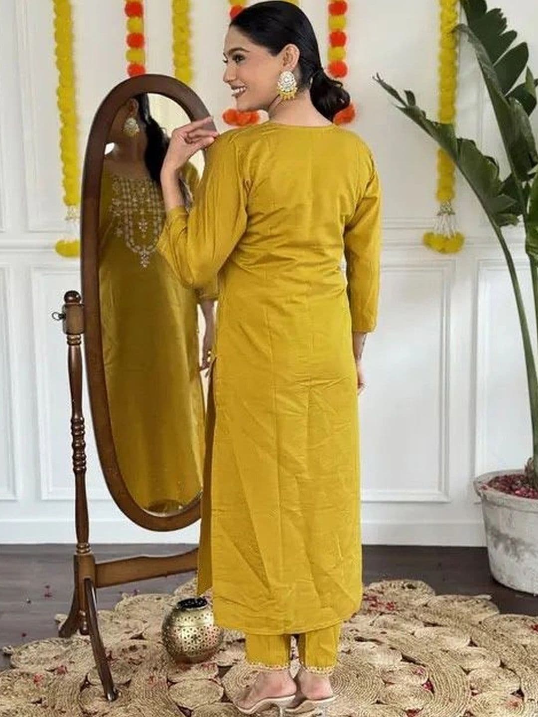 KALAMIR Women Floral Embroidered Regular Sequinned Kurta with Trousers & With Dupatta thumbnail 2