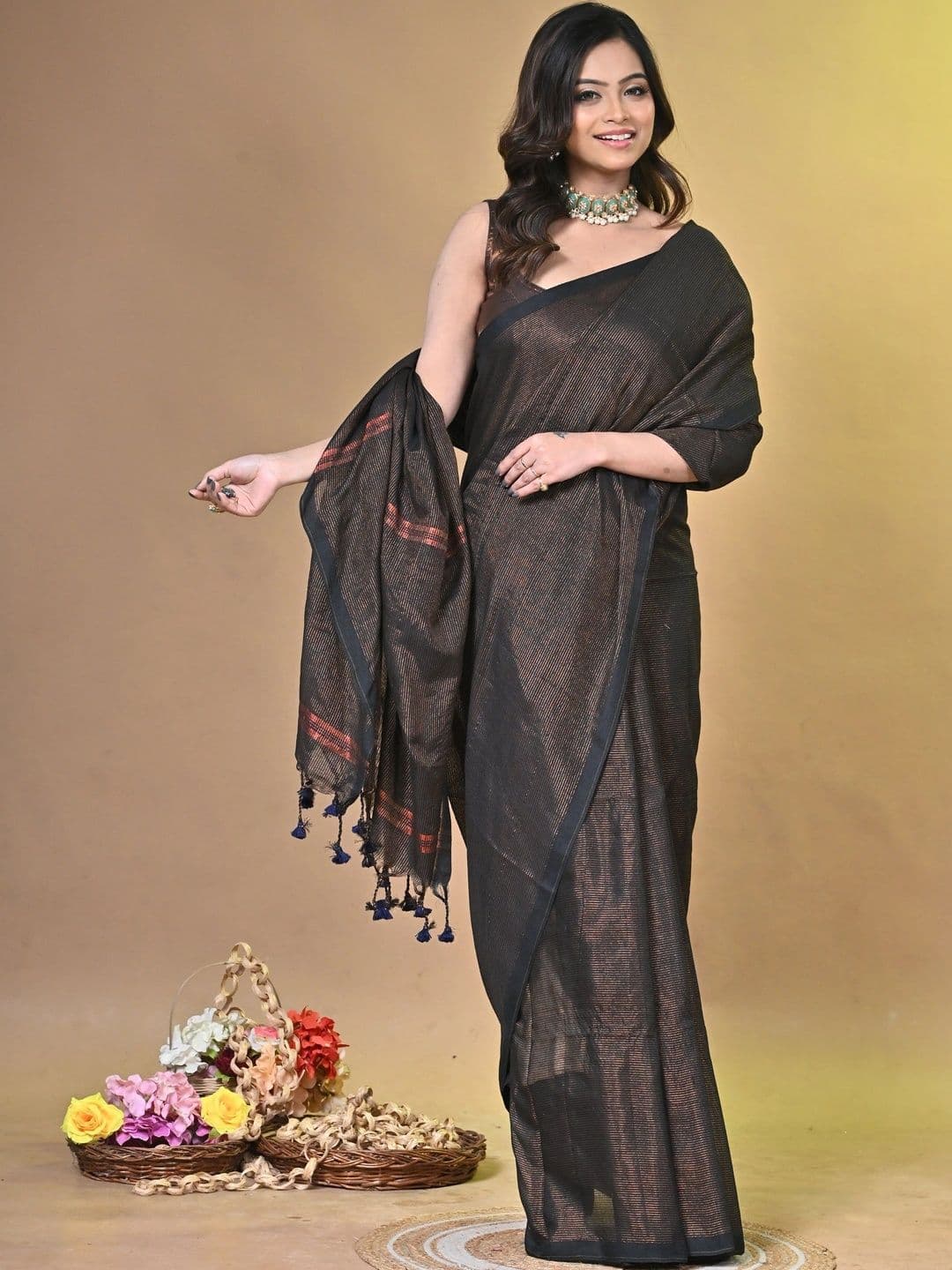SAANTHA Tissue Fusion Saree thumbnail 5