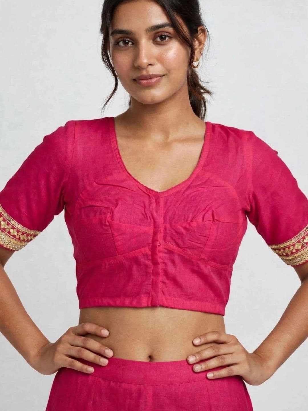 Binatex Cotton Embellished Zari Saree Blouse thumbnail 6