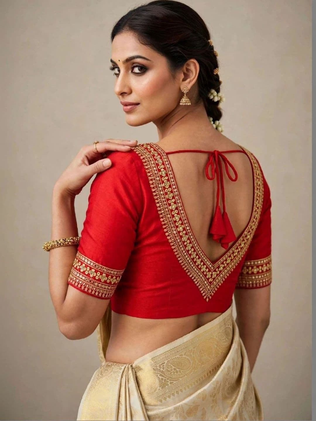 Binatex Cotton Embroidered Zari Saree Blouse thumbnail 7