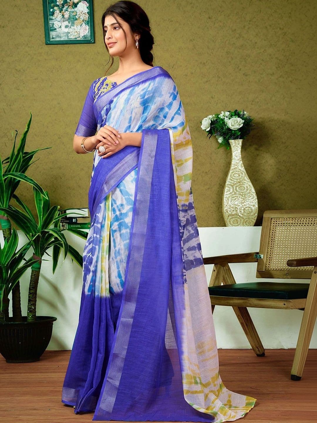 Satrani Tie and Dye Zari Pure Linen Designer Saree thumbnail 2