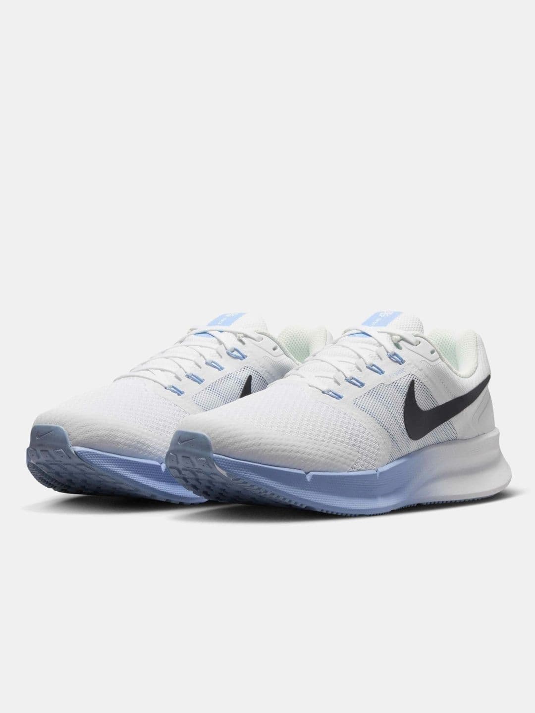 Nike Run Swift 3 Women's Road Running Shoes - view 1