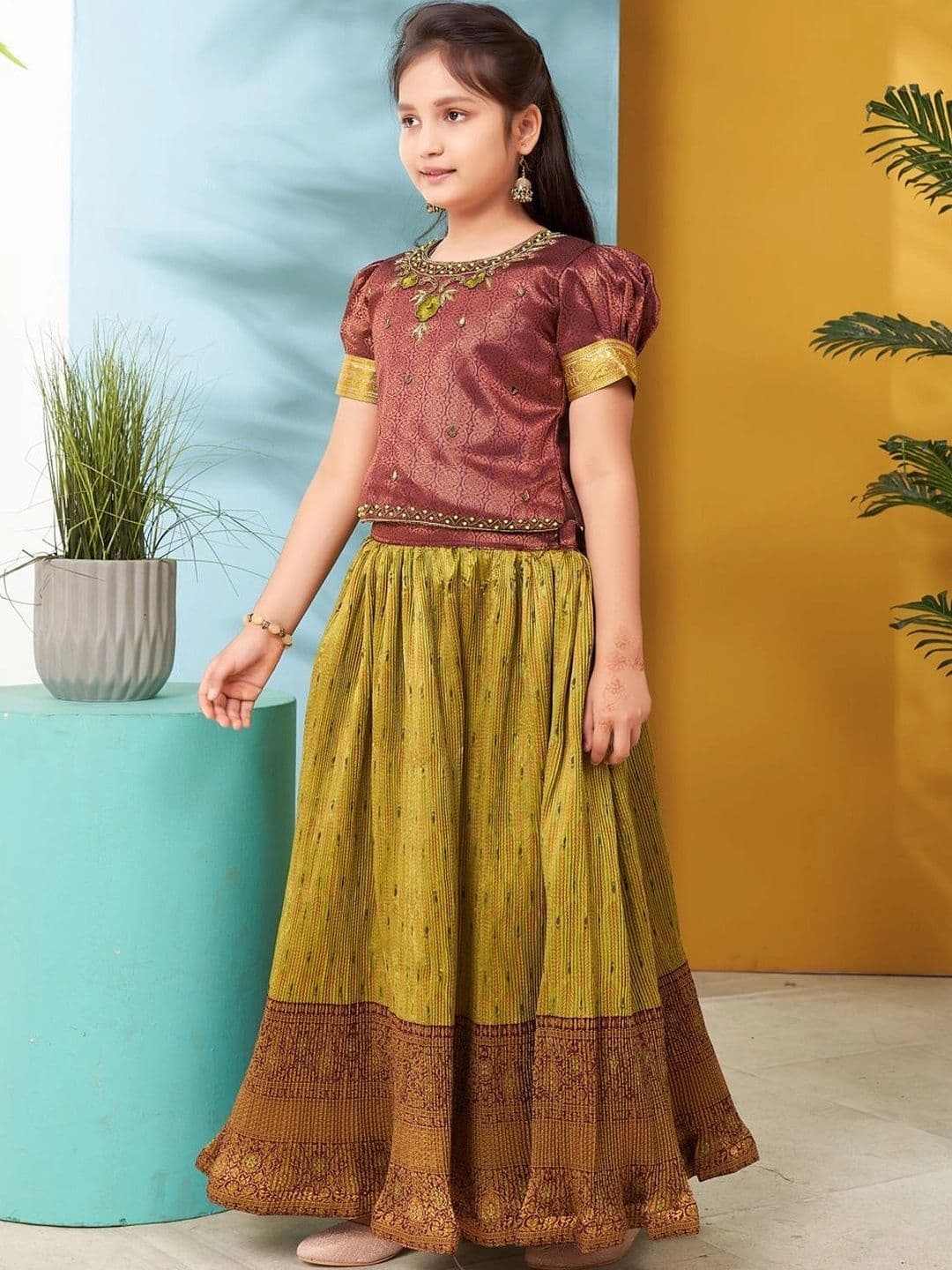 BAESD Girls Embellished Thread Work Ready to Wear Lehenga & thumbnail 4