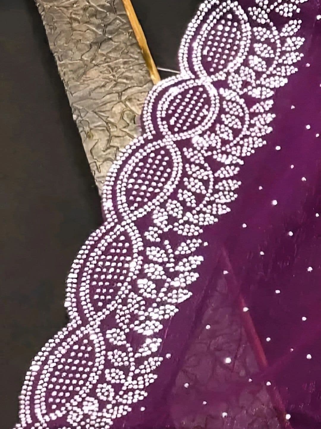 RENBRIZA Embroidered Poly Chiffon Saree thumbnail 7