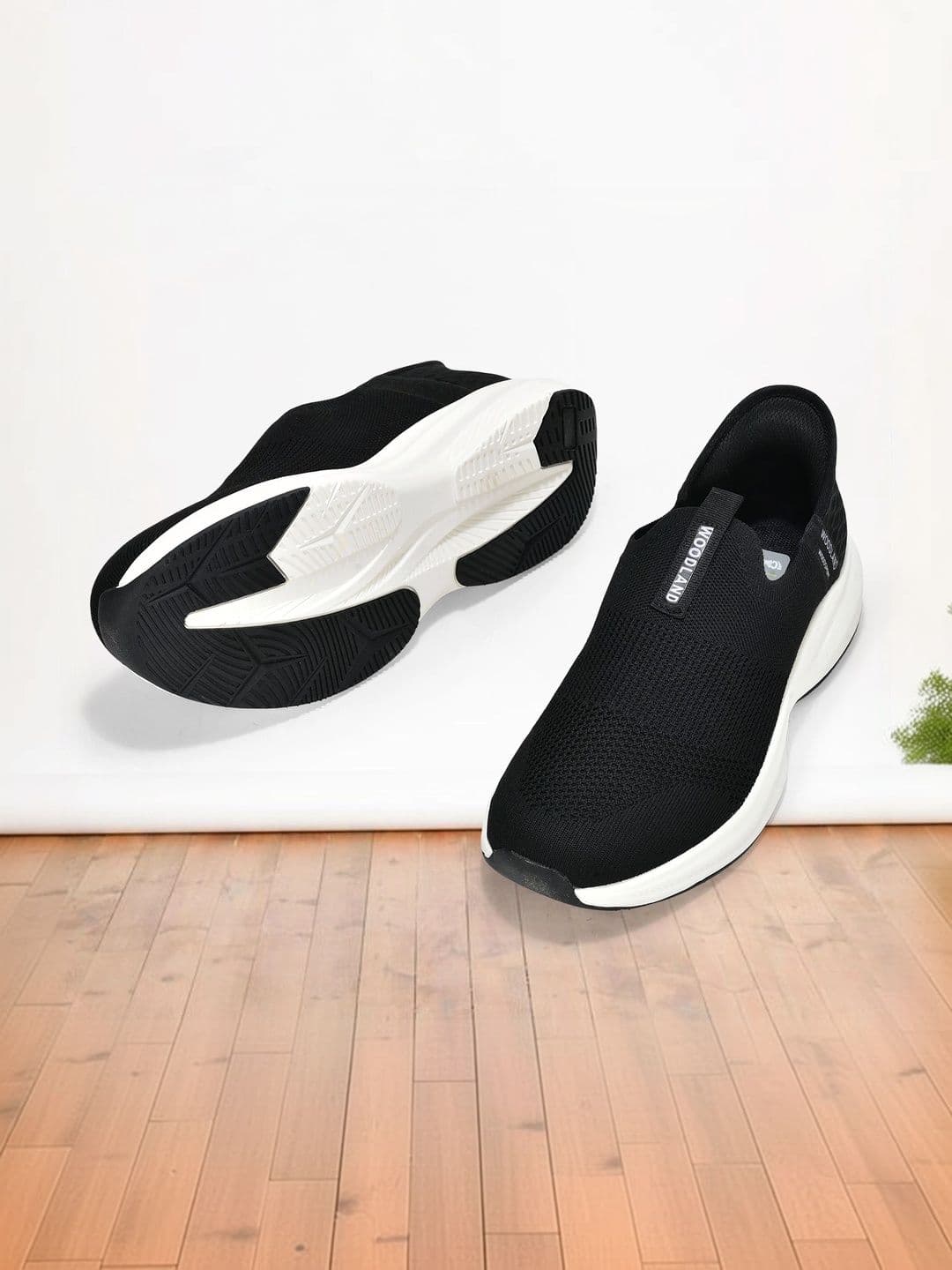 Woodland Women Mesh Walking Shoes thumbnail 6