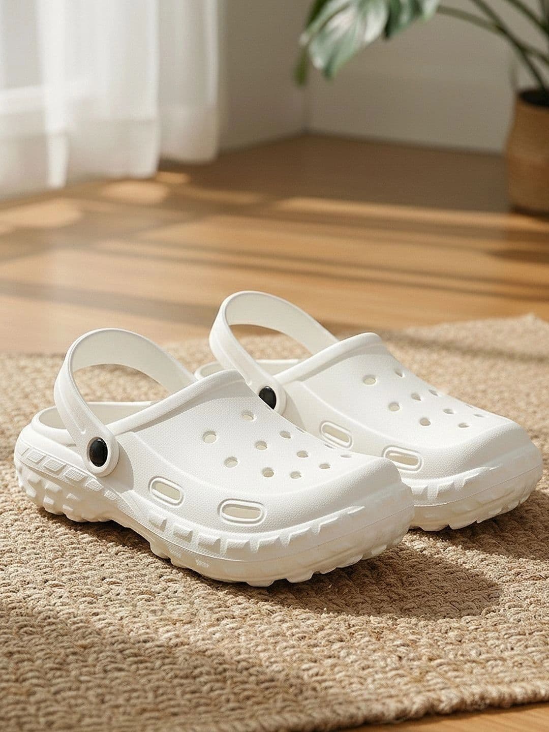 Roadster Men Clogs - view 1