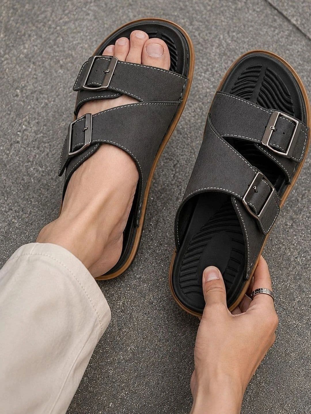 Roadster Men Suede Comfort Sandals thumbnail 5