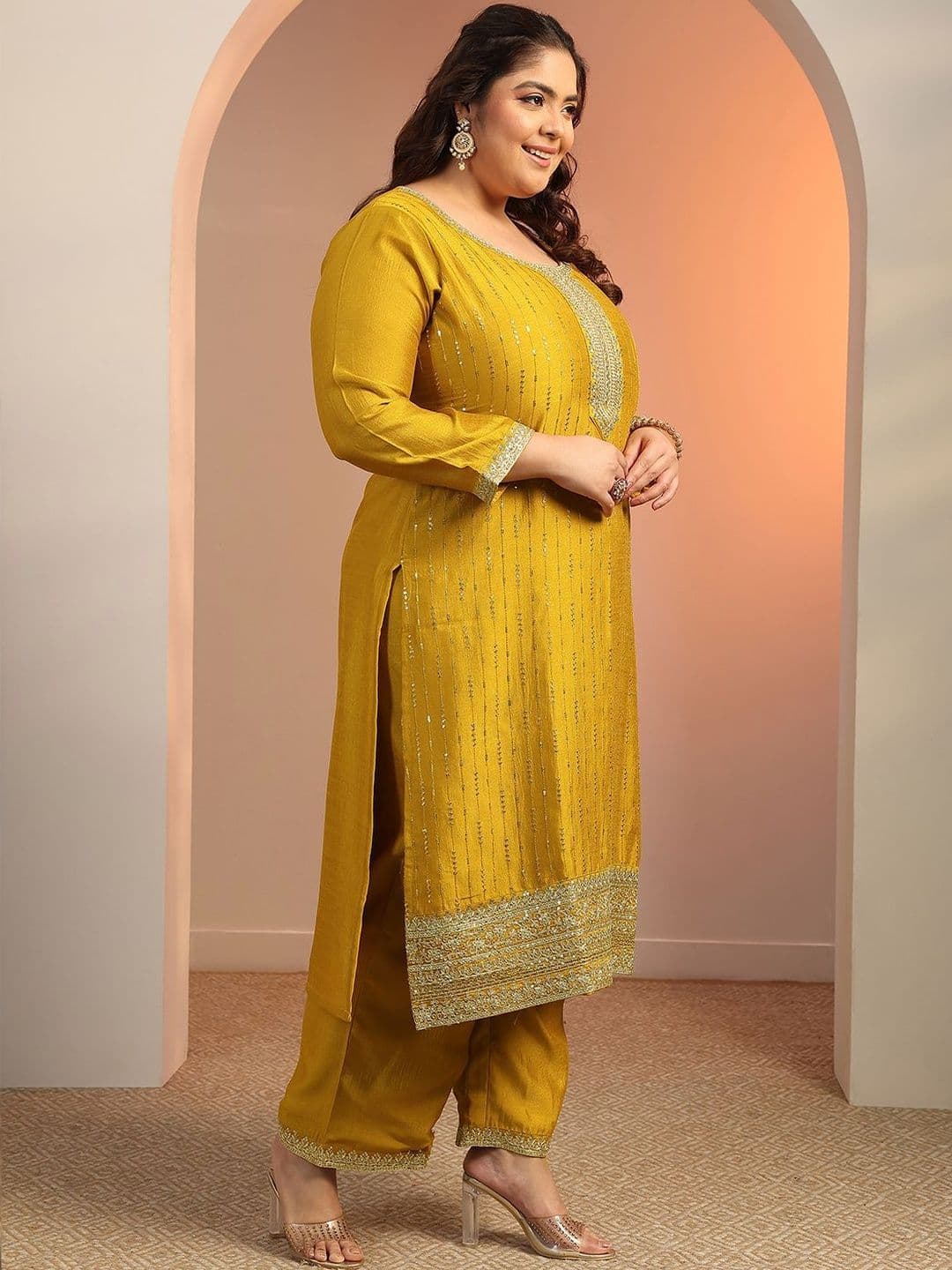 EXTRA LOVE BY LIBAS Plus Size Women Ethnic Motifs Embroidered Kurta Suit Set thumbnail 6