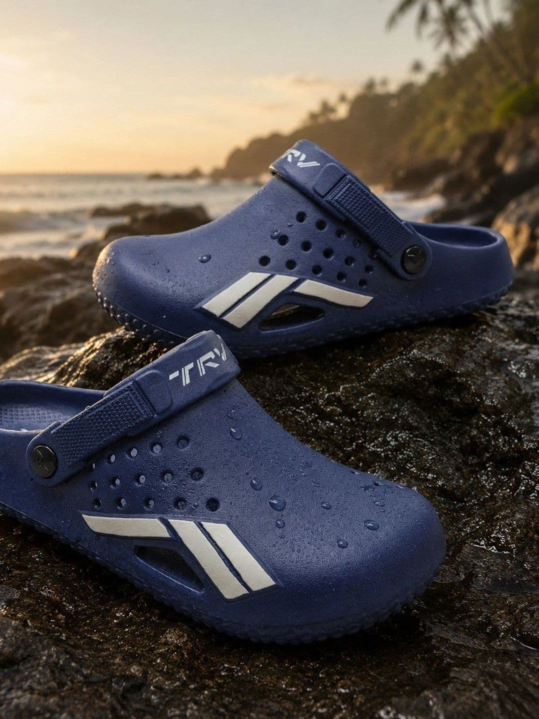 TRV Men Clogs Sandals thumbnail 2