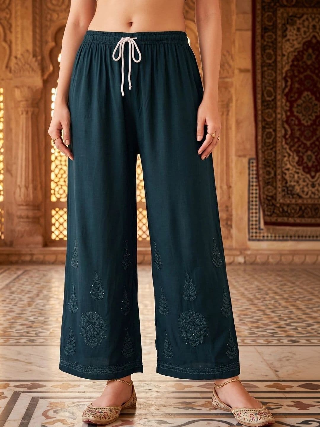 Meiraas Studios Women Ethnic Motifs Embroidered Regular Thread Work Kurta with Palazzos thumbnail 6