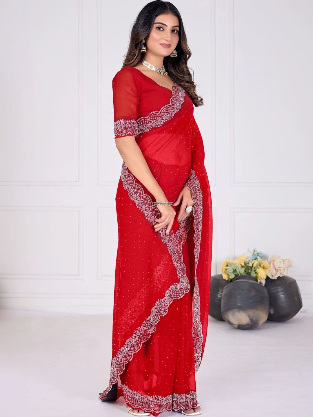 RENBRIZA Embellished Poly Georgette Saree thumbnail 3