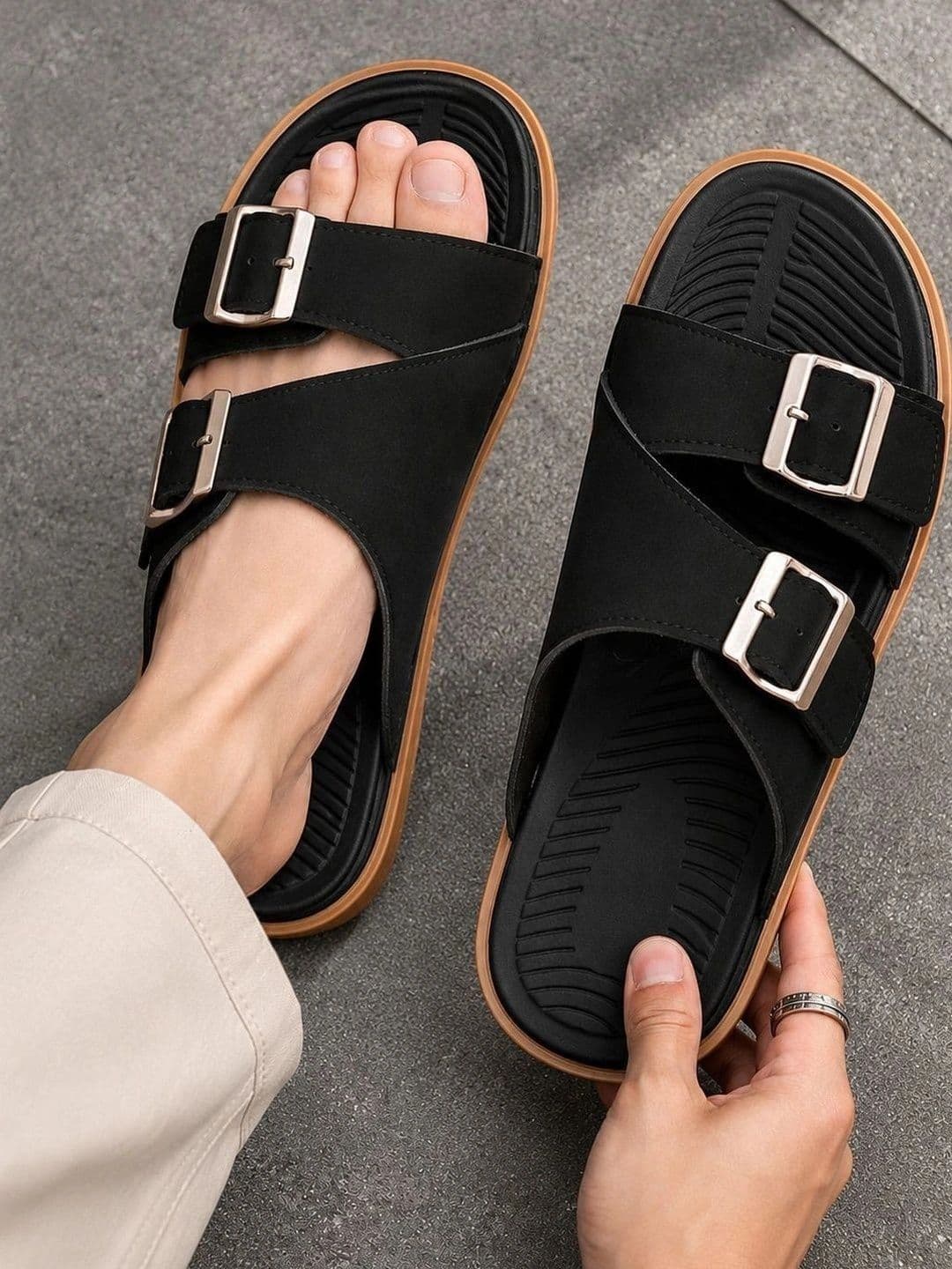 Roadster Men Suede Comfort Sandals thumbnail 5