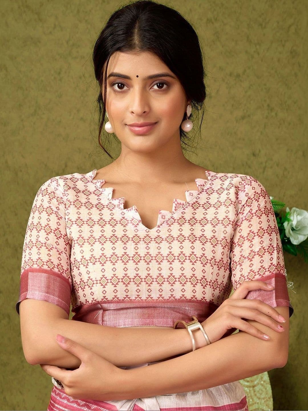Satrani Zari Pure Linen Designer Saree thumbnail 6