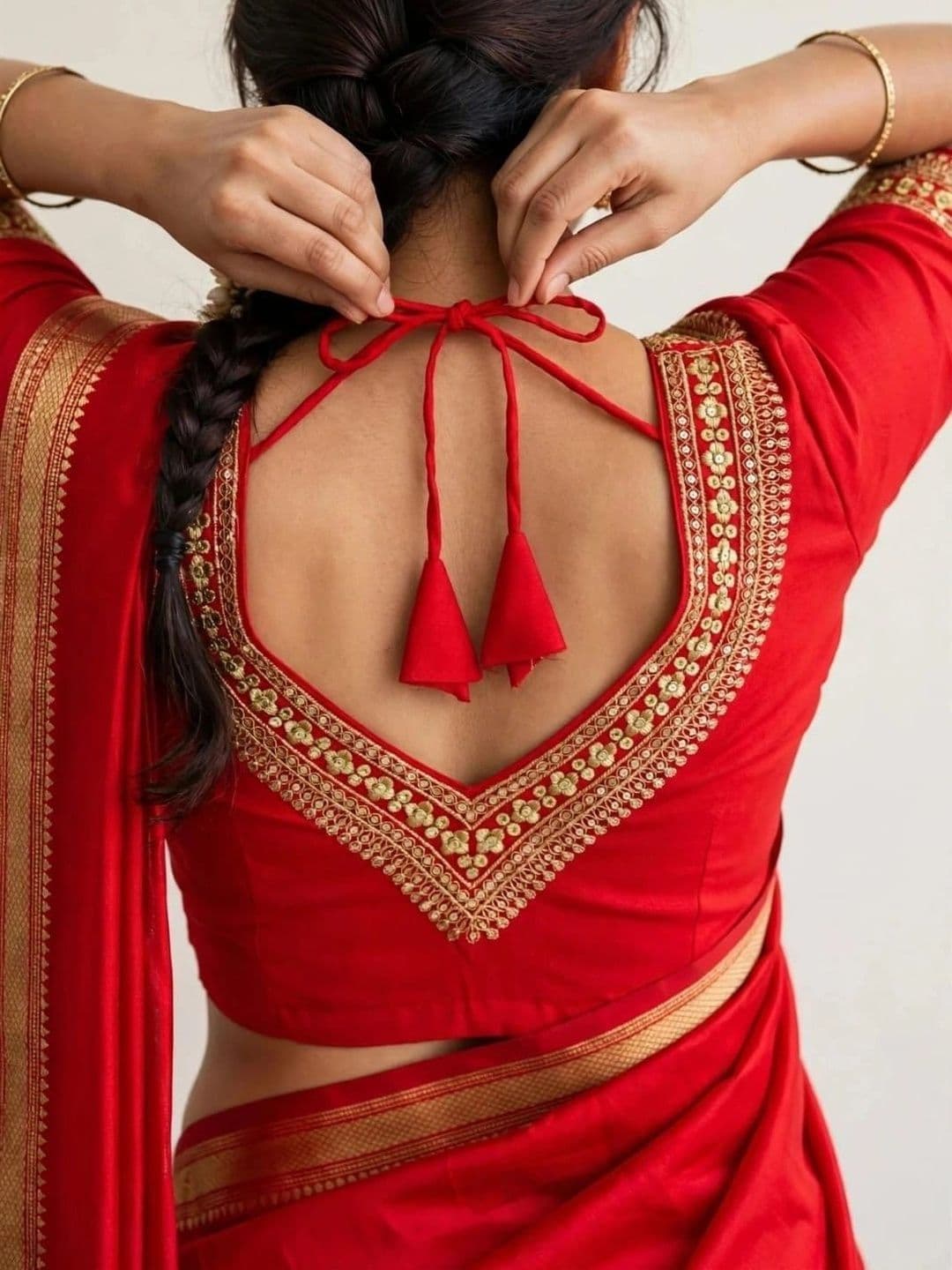 Binatex Cotton Embroidered Zari Saree Blouse thumbnail 3