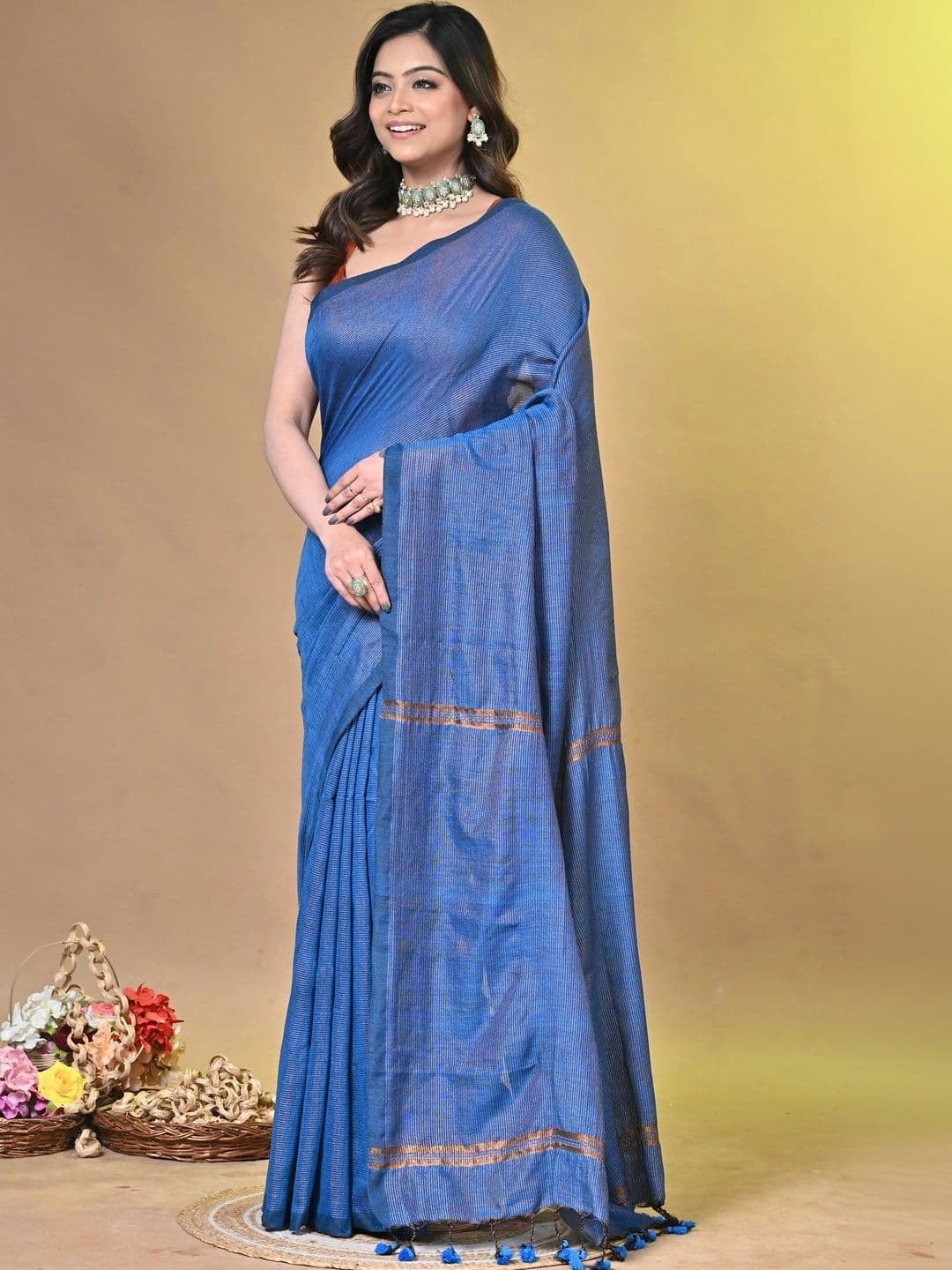 SAANTHA Tissue Saree thumbnail 5