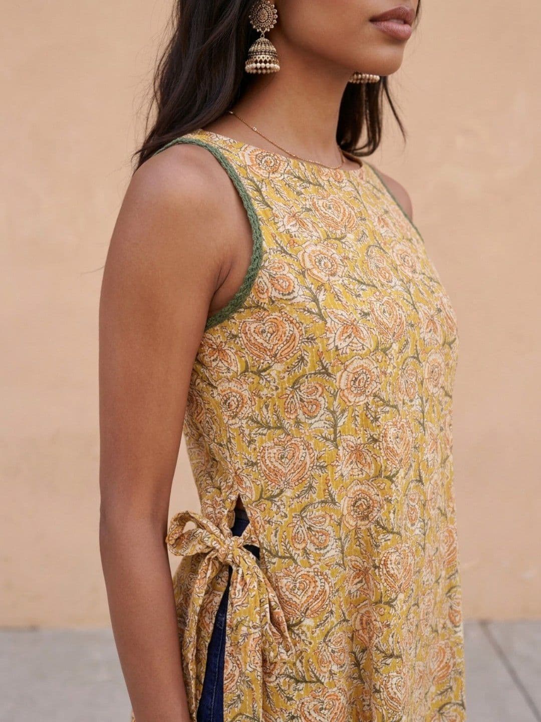fusion by glitchez Floral Printed Straight Kurti With Tie-Ups thumbnail 4