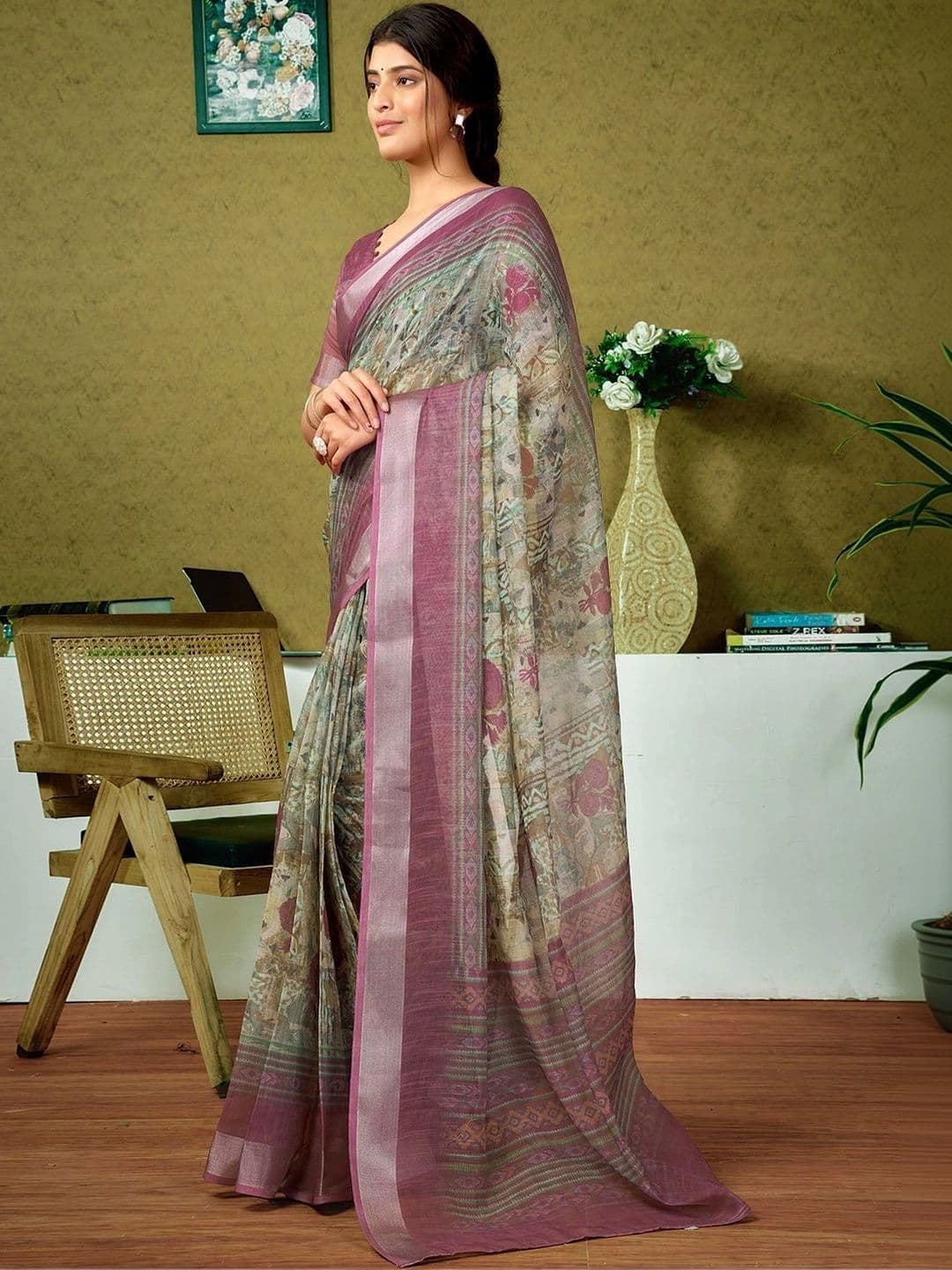 Satrani Zari Pure Linen Designer Saree thumbnail 6