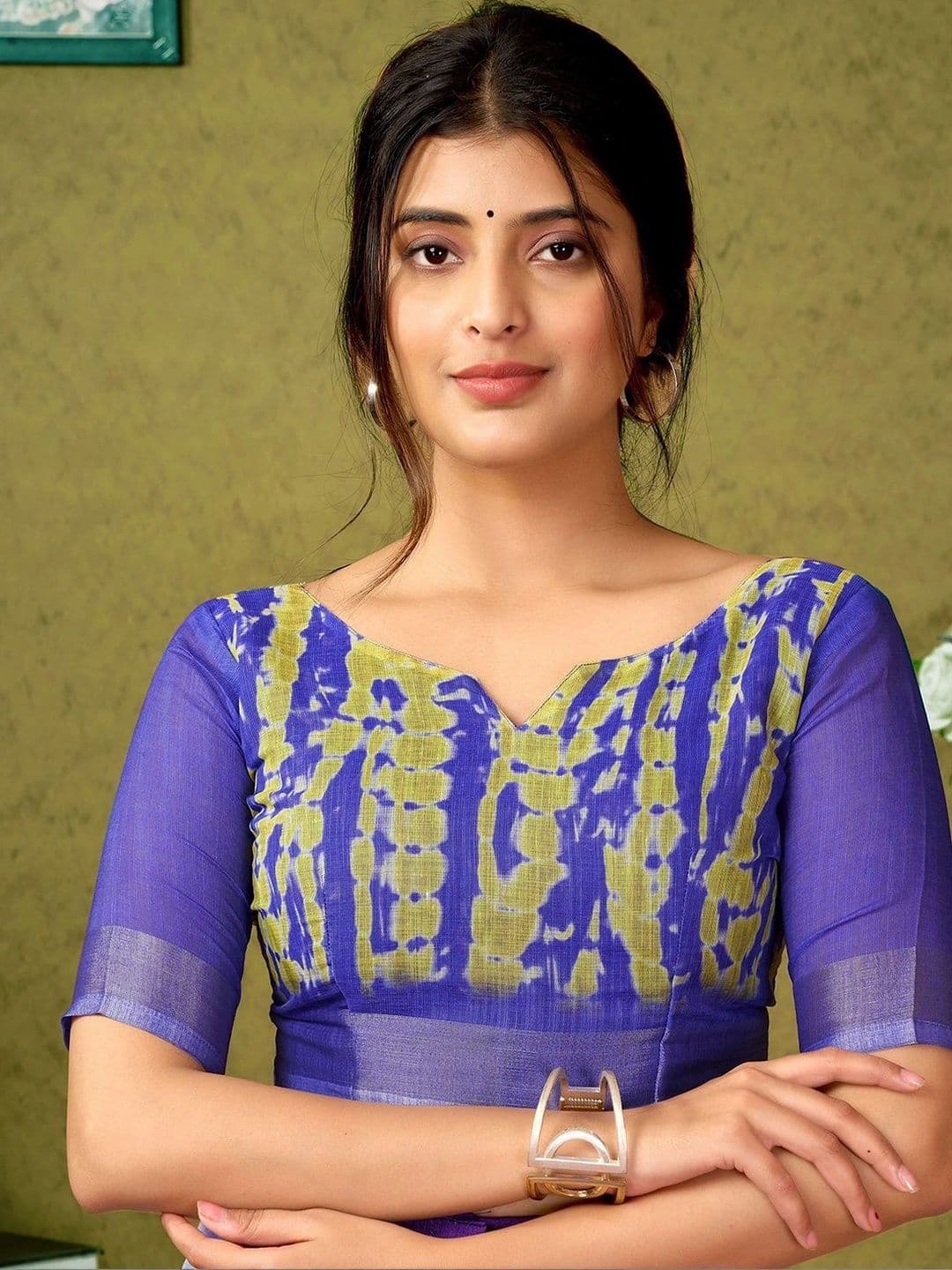 Satrani Tie and Dye Zari Pure Linen Designer Saree thumbnail 7