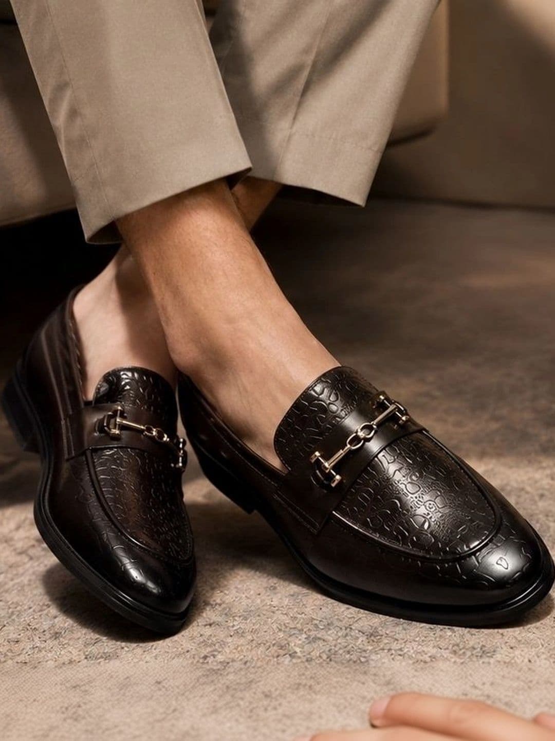 House of Pataudi Men Textured Round Toe Slip-On Loafers Formal Shoes thumbnail 6