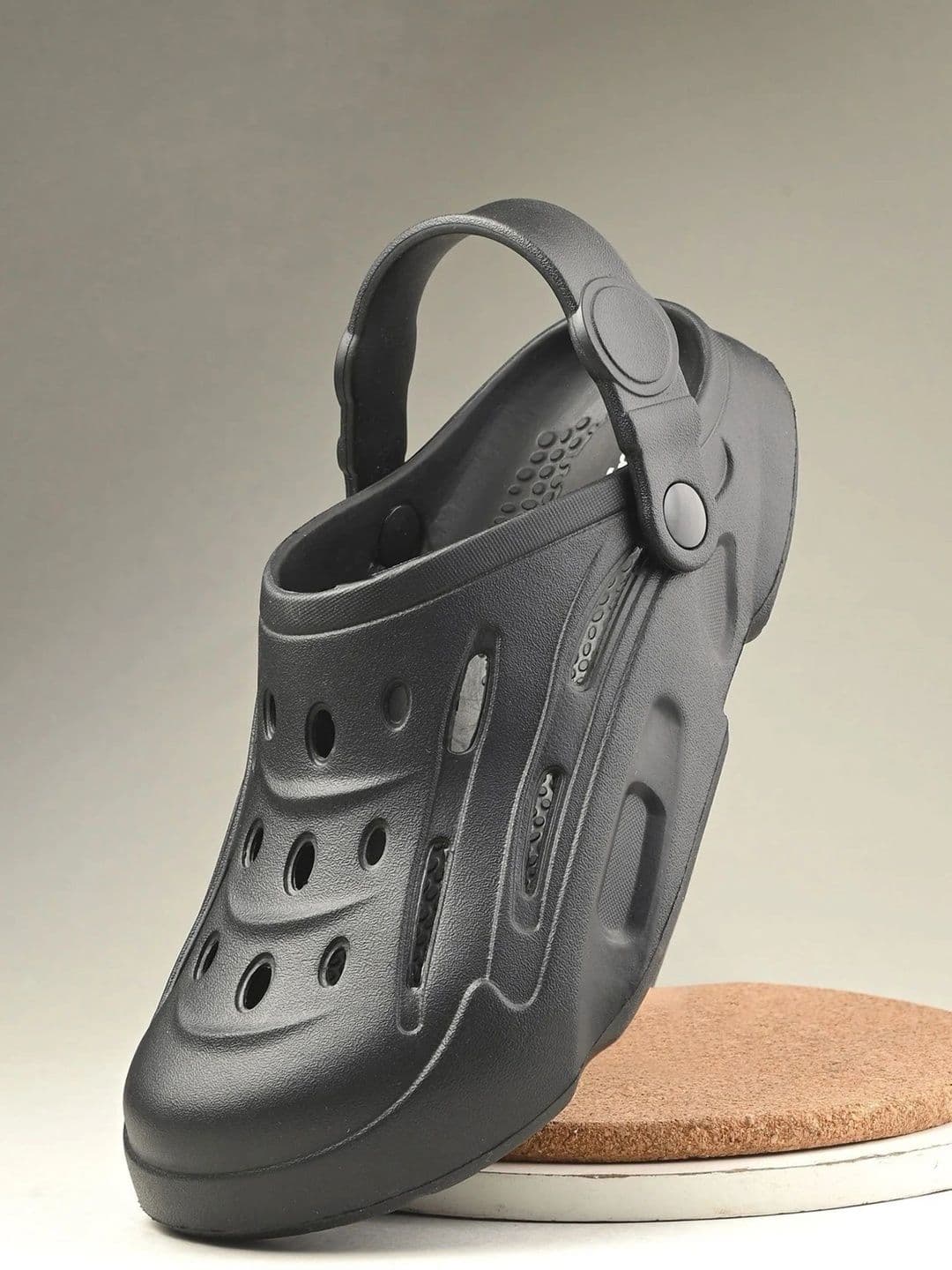 Layasa Men Clogs thumbnail 5