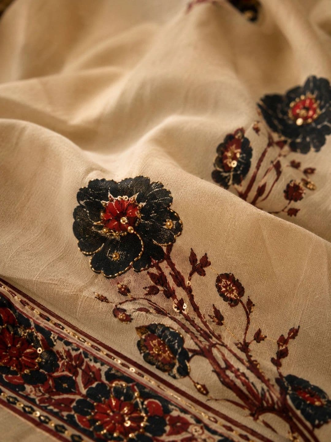 BANSARI COLLECTION Women Ethnic Motifs Printed Regular Pure Cotton Kurta with Palazzos & With Dupatta thumbnail 4