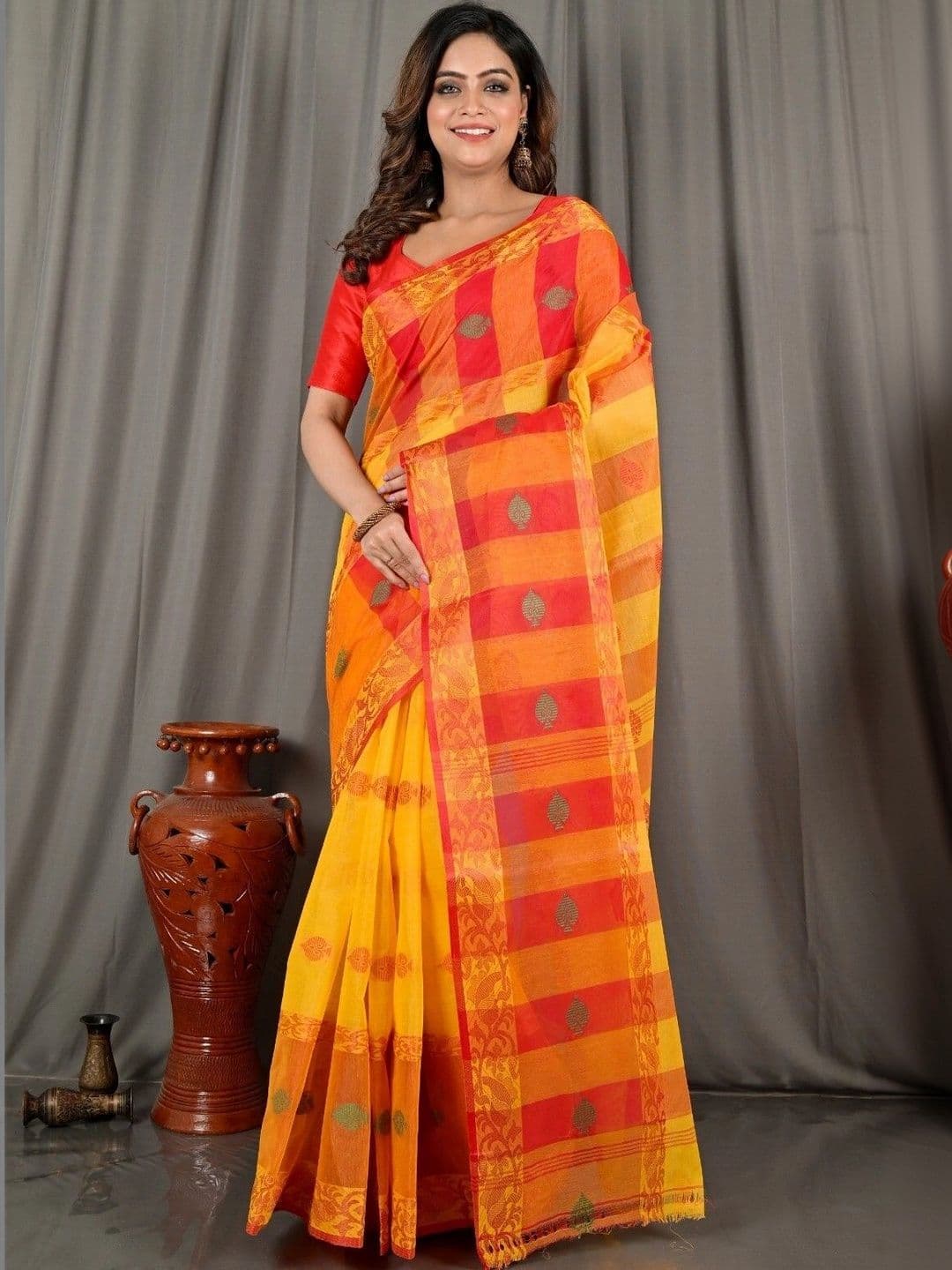 KALINI Checked Pure Cotton Taant Saree - view 1