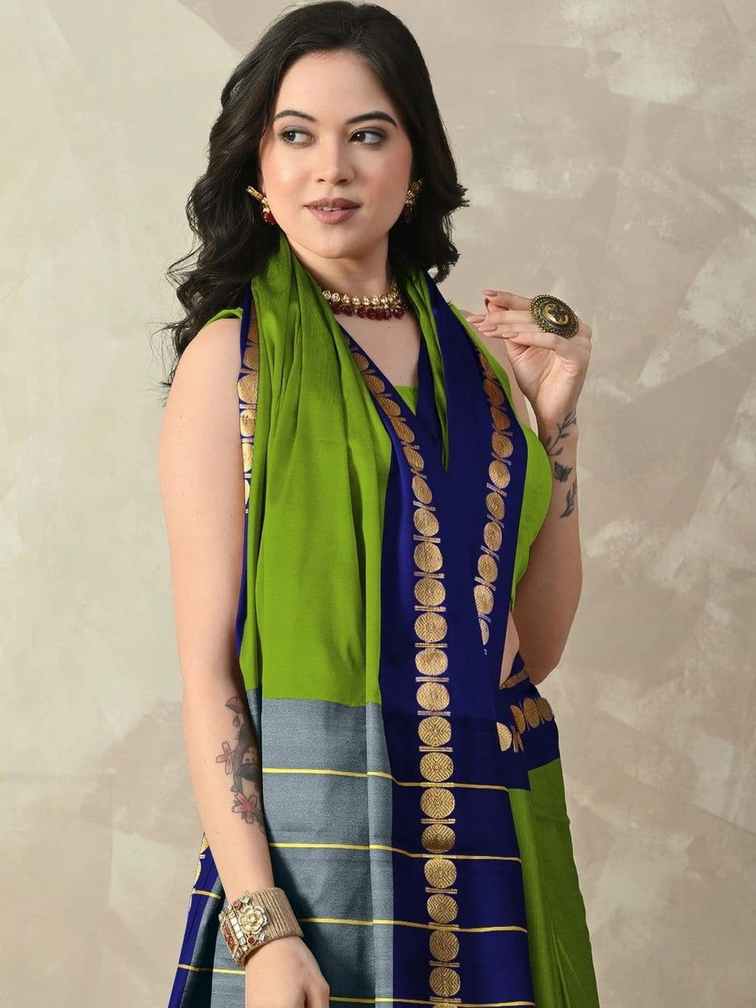 KALINI Woven Design Zari Designer Gadwal Saree thumbnail 4