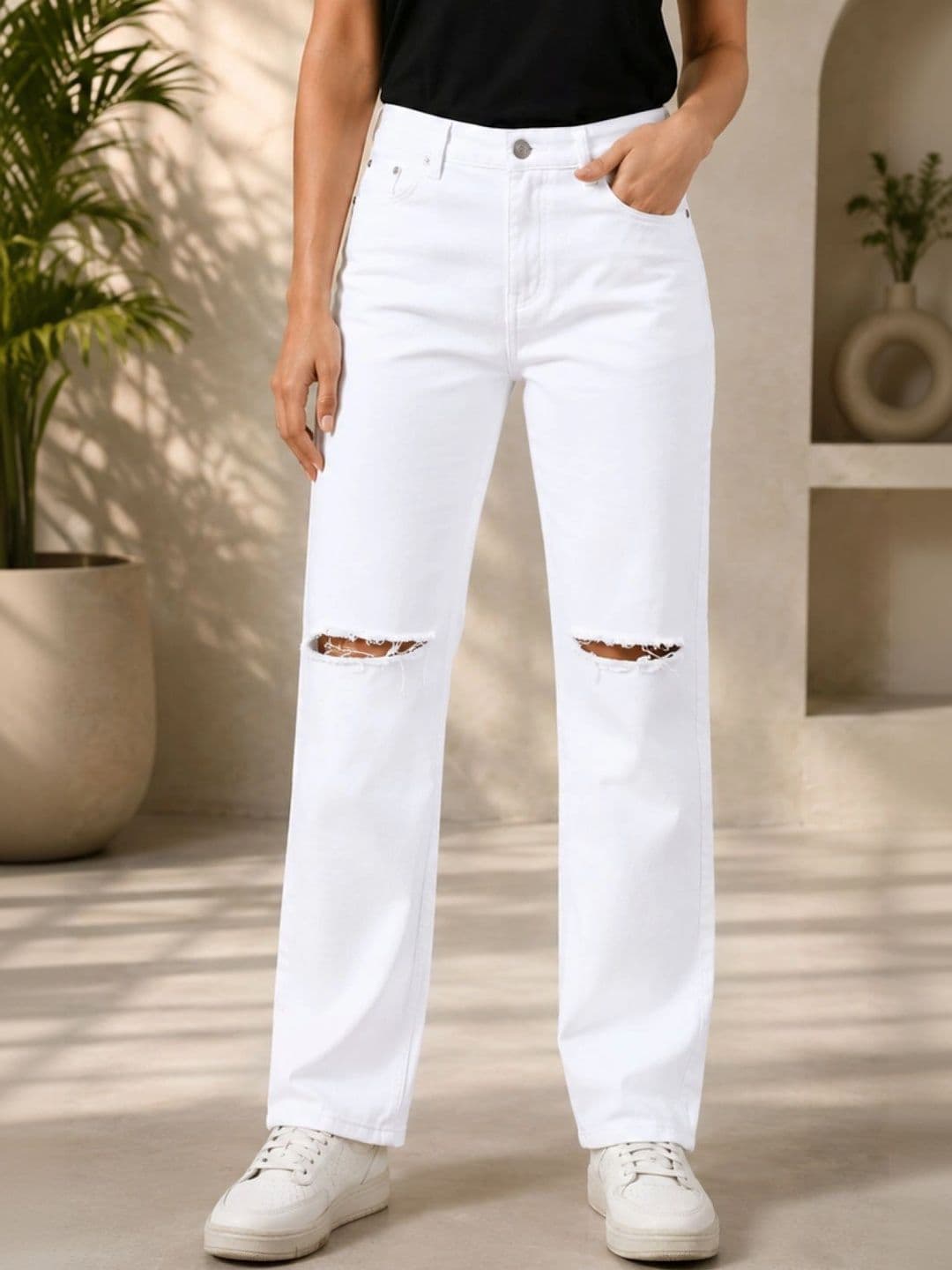 Moda Rapido Women Classic Regular Fit Mid-Rise Low Distress Stretchable Jeans - view 1