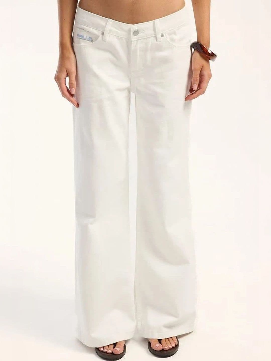 Aadvi Fashion Women Wide Leg High-Rise Stretchable Jeans thumbnail 4