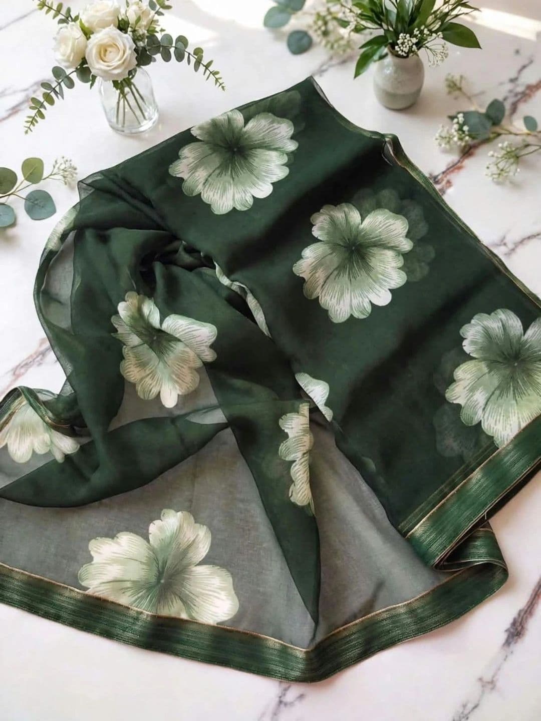 Style And Shine Floral Poly Georgette Saree thumbnail 2