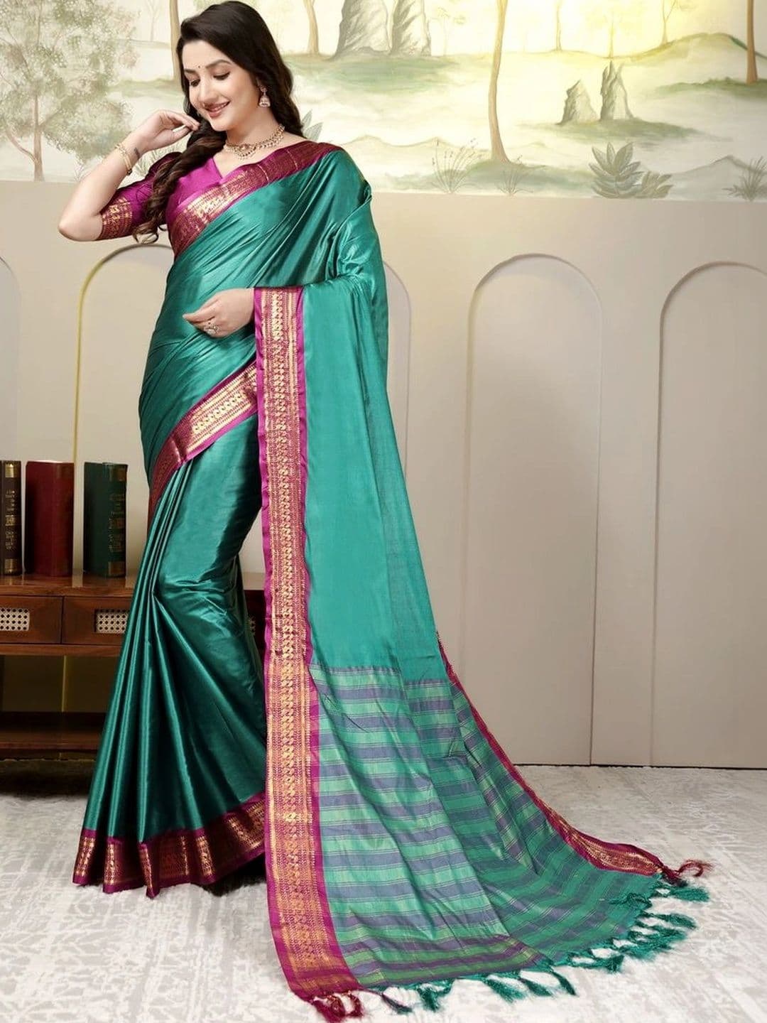 DEVANSH ENTERPRISE Striped Zari Silk Blend Banarasi Saree thumbnail 3