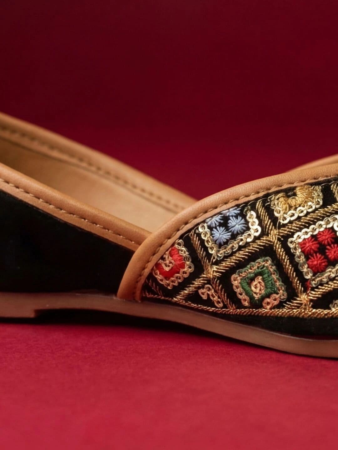 JodyHub Women Embellished Party Mojaris Flats thumbnail 5