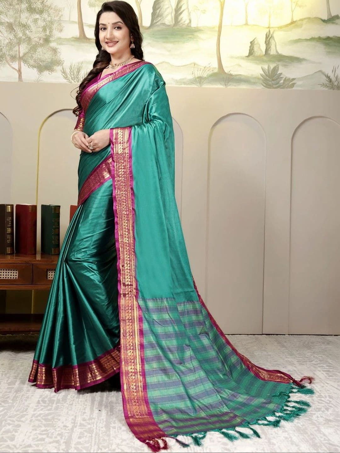 DEVANSH ENTERPRISE Striped Zari Silk Blend Banarasi Saree thumbnail 5