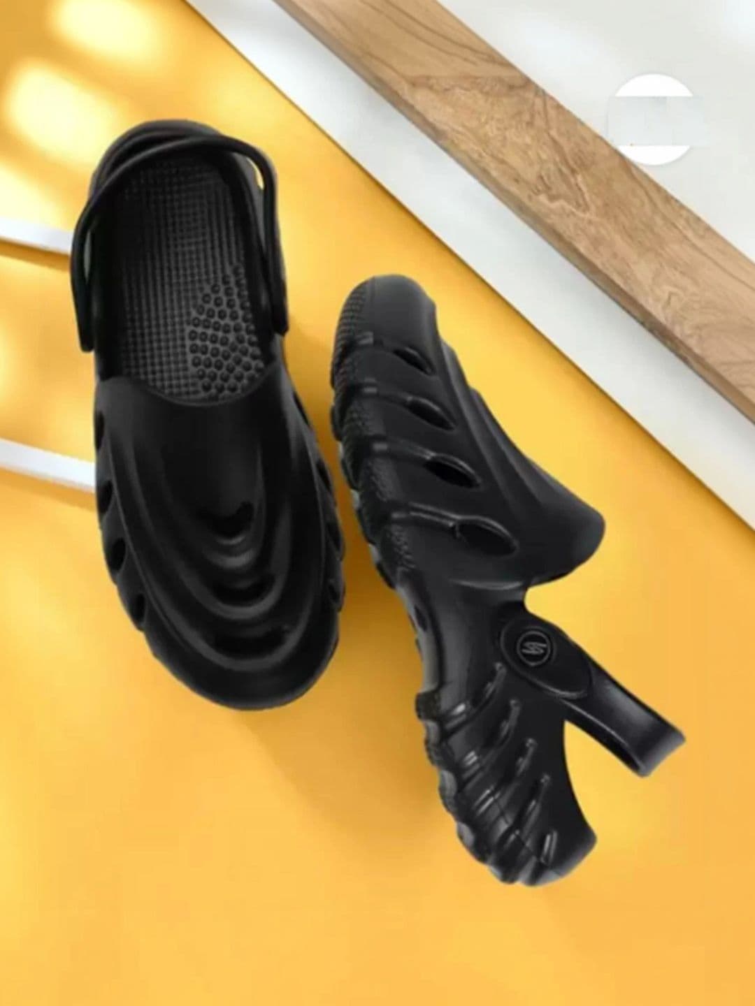Golazo Men Clogs - view 1