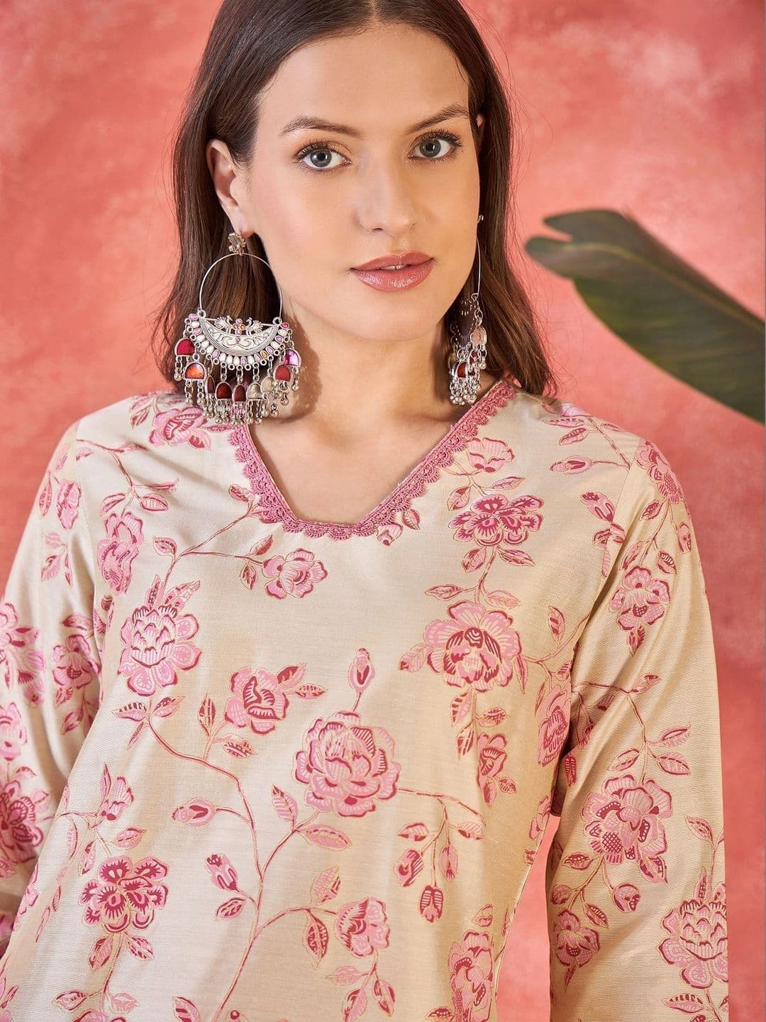 Sangria Women Floral Printed Floral Kurta thumbnail 5
