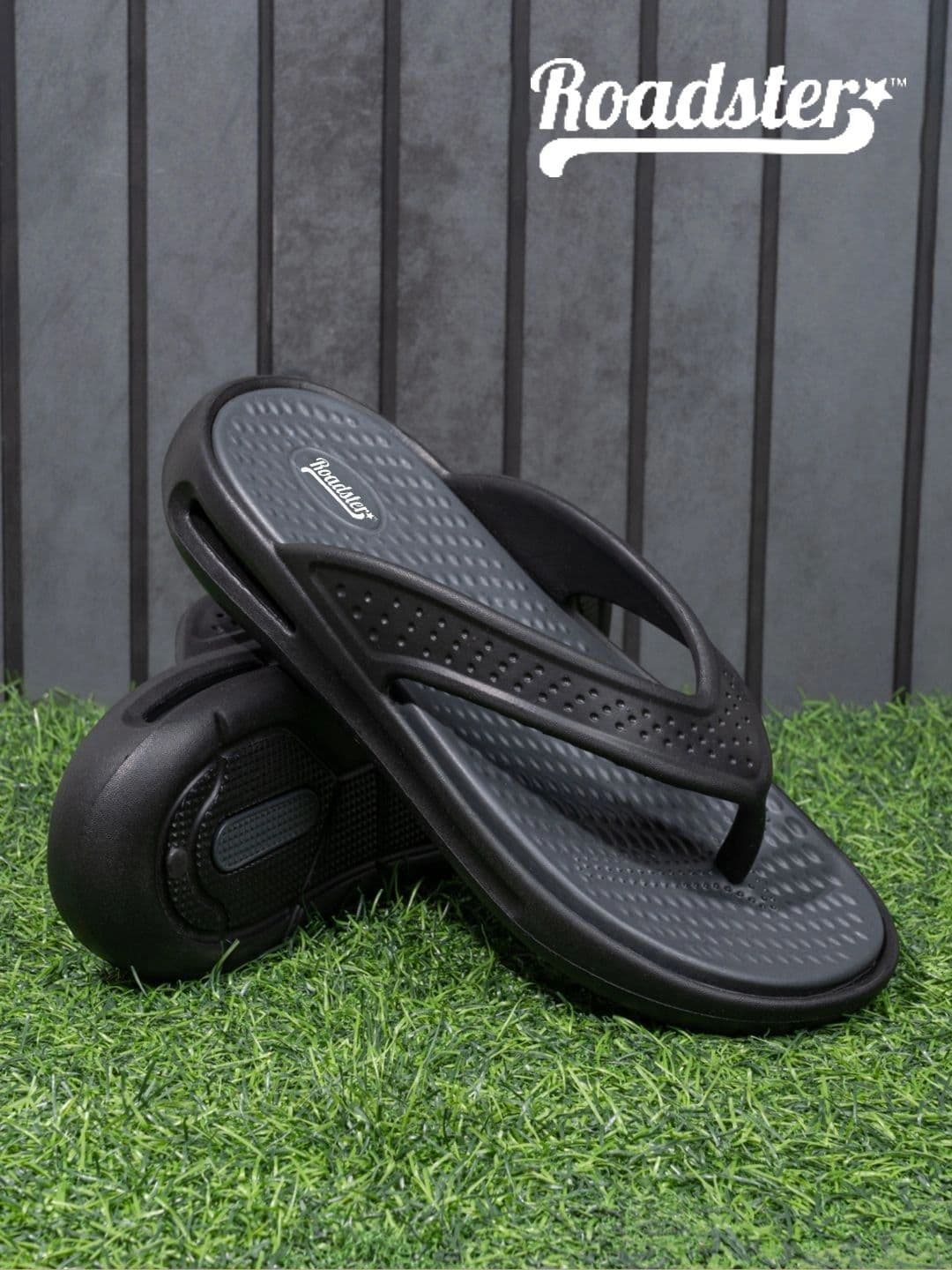 Roadster Men Thong Flip-Flops thumbnail 4